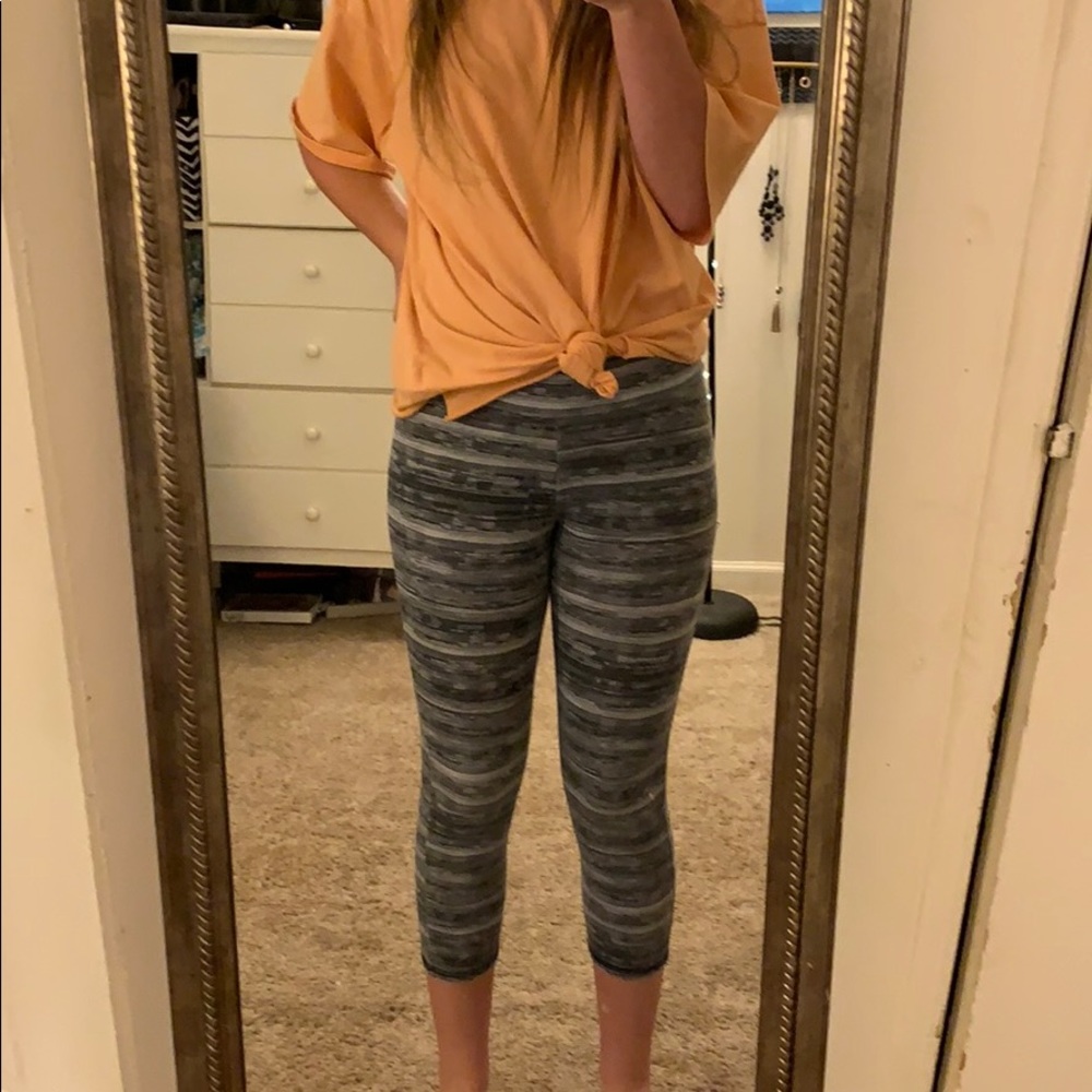 Kids Old Navy Grey Athletic Leggings